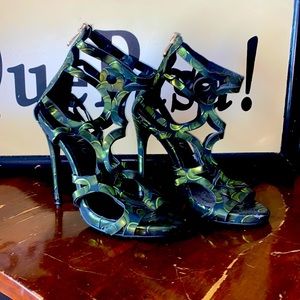 Sexy St. Patrick’s Day Heels